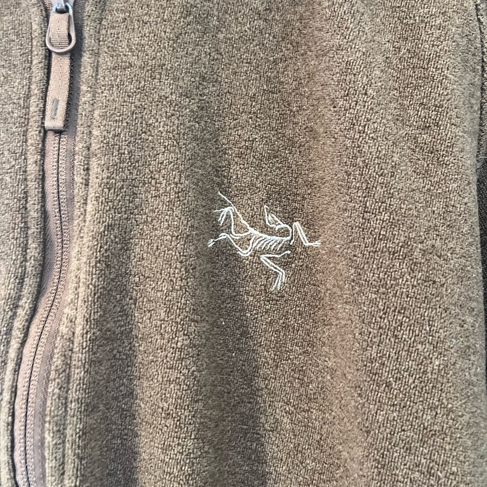 Arc'teryx Caliber Hoody Men’s/Women’s Size M  Brown (unlatched Pocket Zipper) - Picture 3 of 16